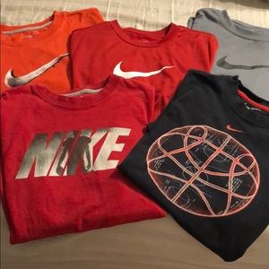 5 Nike boys shirts size Large